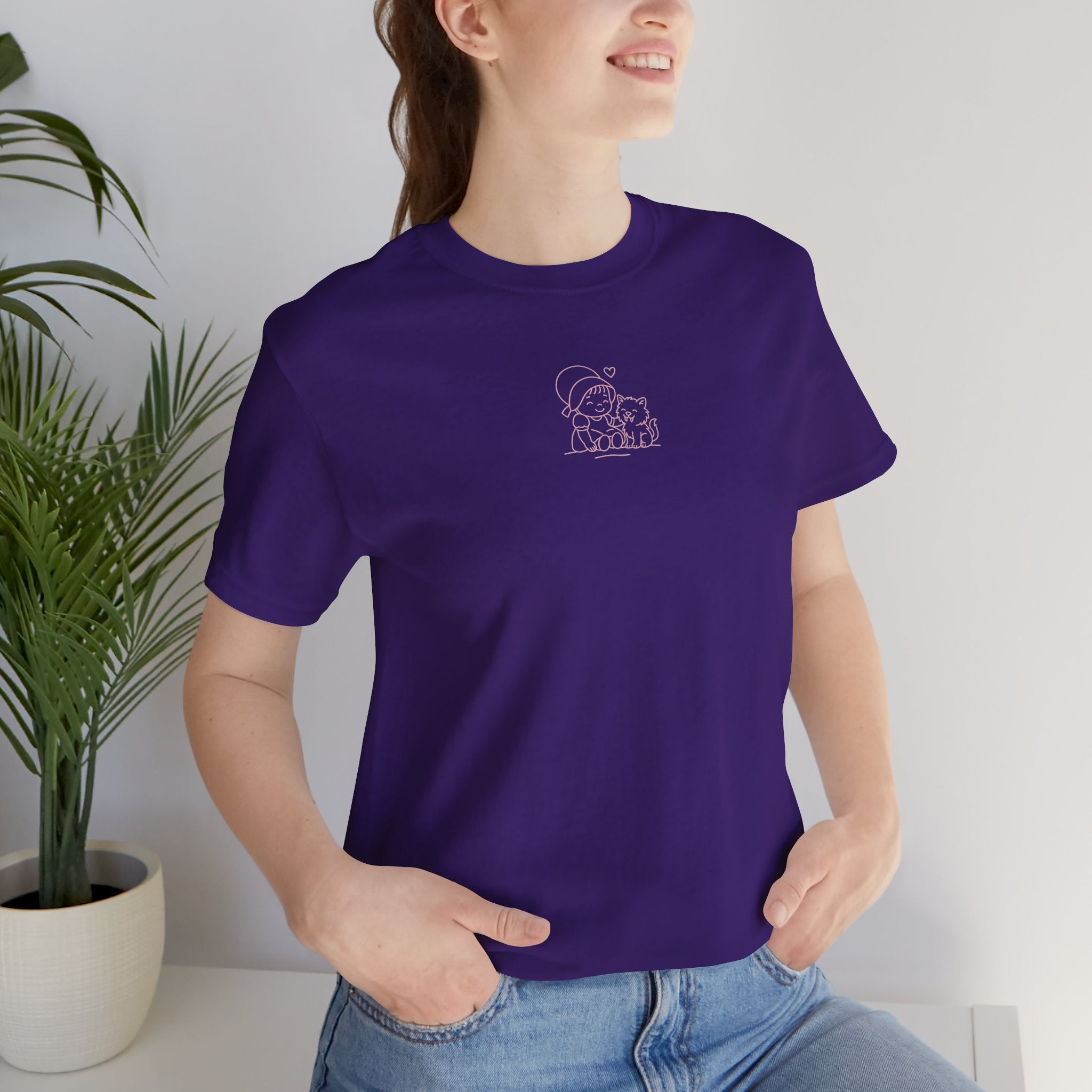 sue and the sabertooth kitten Graphic Tee