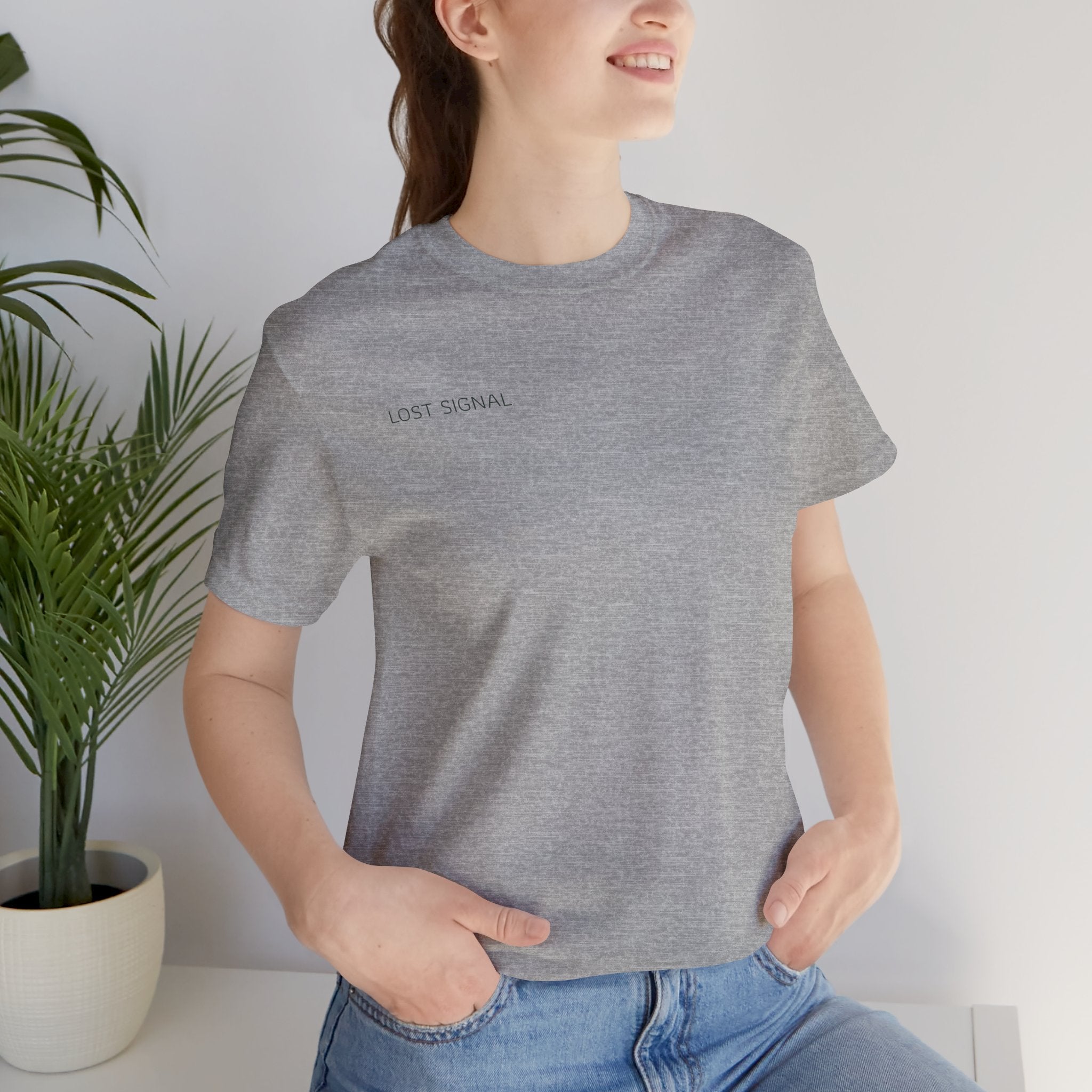 lost signal Graphic Tee