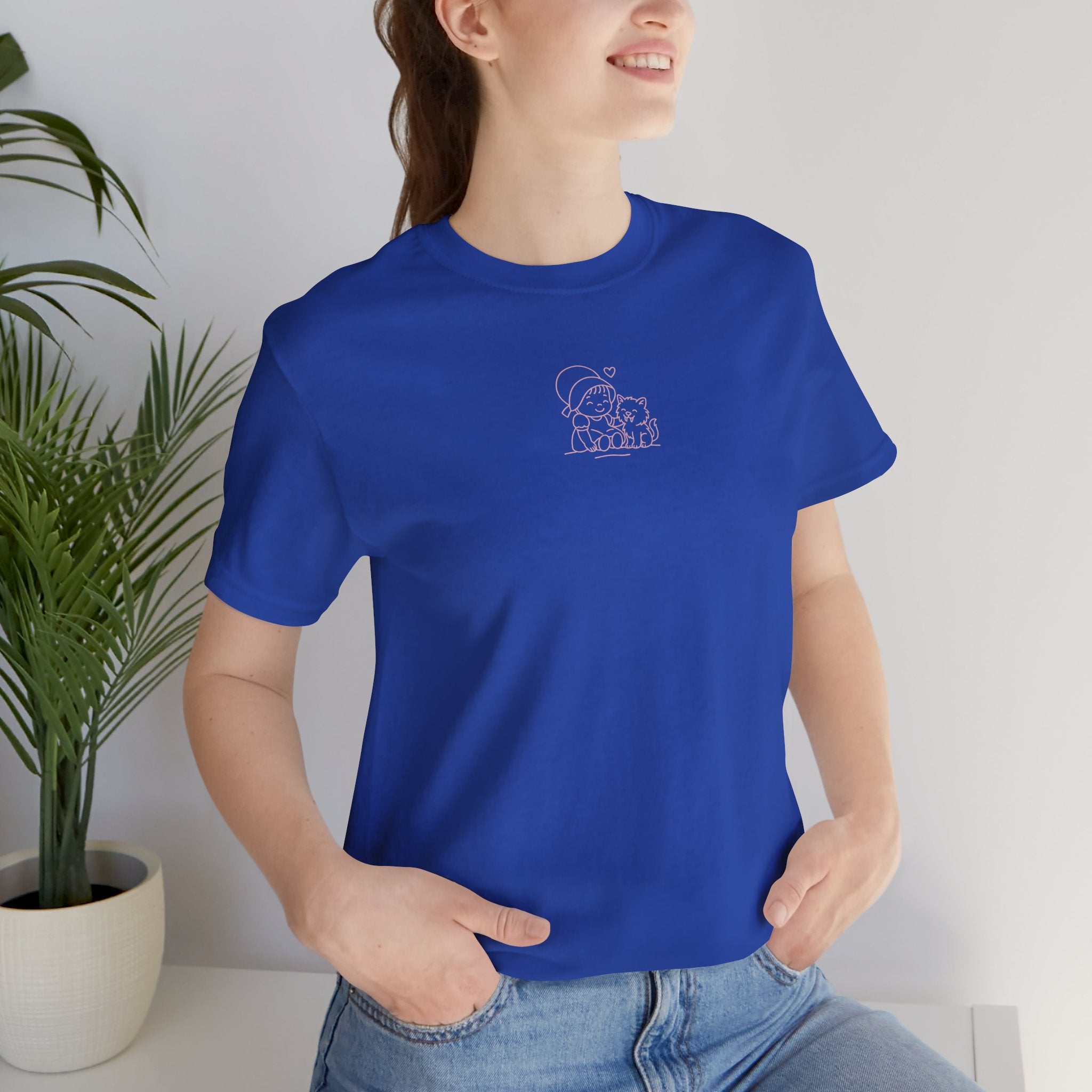 sue and the sabertooth kitten Graphic Tee